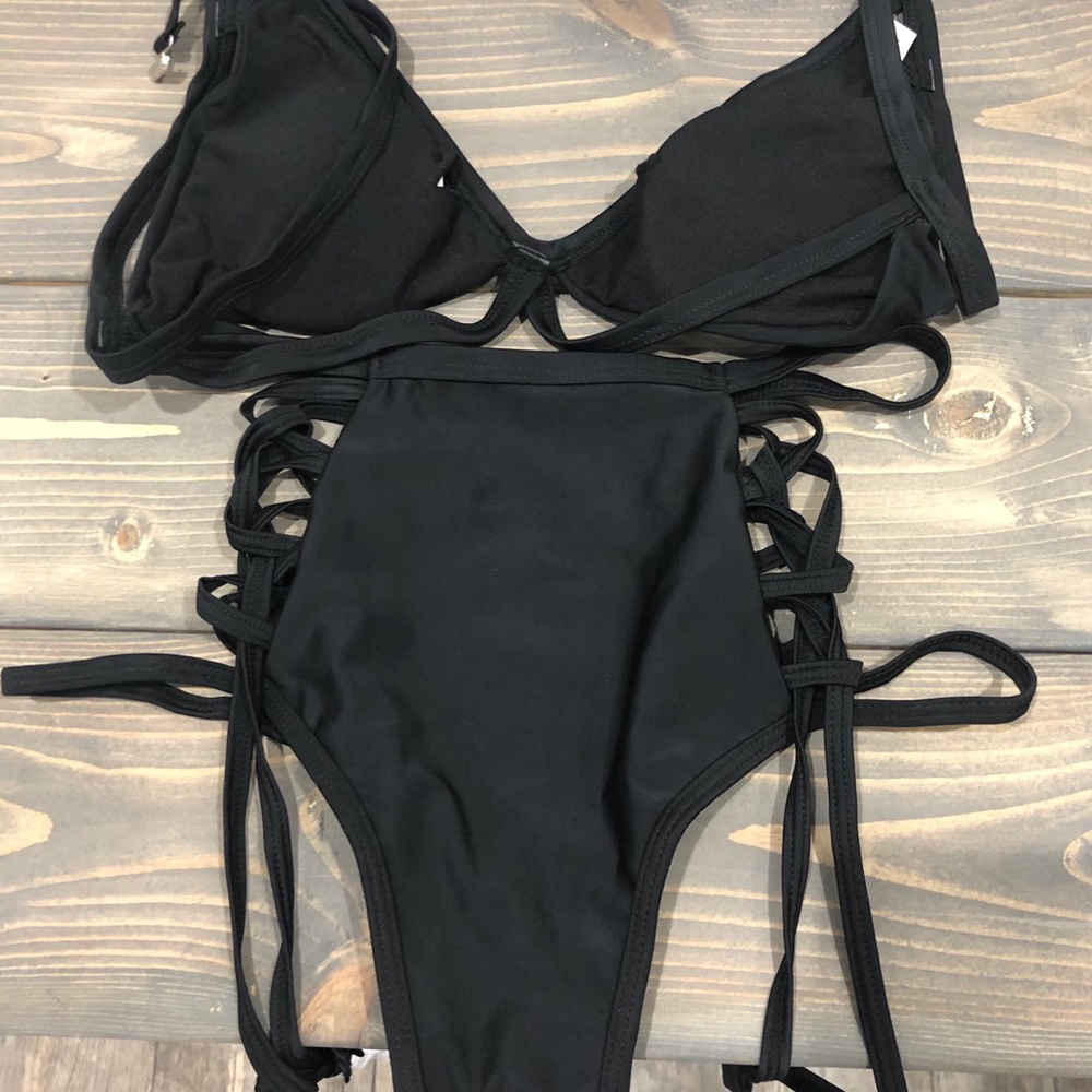 Black Strappy High Waisted Bikini - Picture 4 of 6